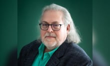 Excess carriers scale back as tower fragmentation intensifies