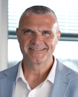 Mary Giunta, Arch Insurance Company Assistant Vice President, Casualty