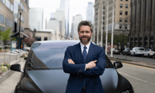 How much do insurance agents make on average across Canada?